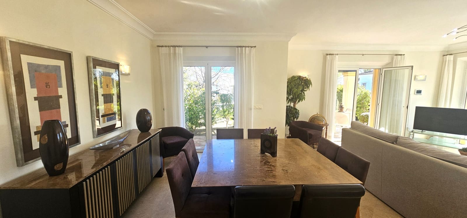 Chalet de 3 habitaciones en Sotogrande en venta con piscina garaje - 1.275.000 € (Ref: 9422184)