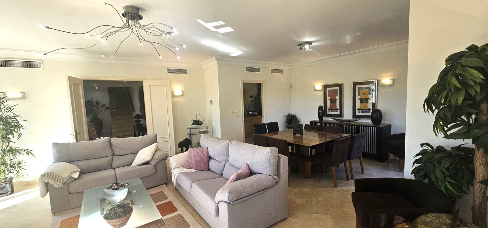 Chalet de 3 habitaciones en Sotogrande en venta con piscina garaje - 1.275.000 € (Ref: 9422184)