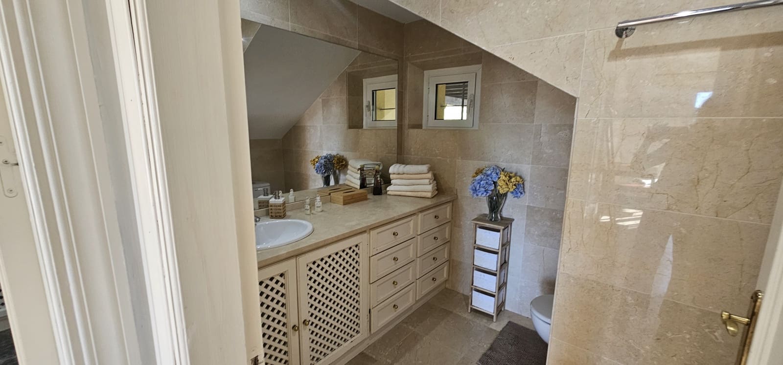 Chalet de 3 habitaciones en Sotogrande en venta con piscina garaje - 1.275.000 € (Ref: 9422184)