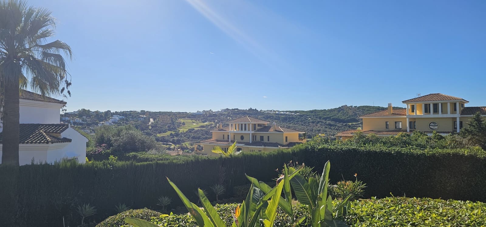 Chalet de 3 habitaciones en Sotogrande en venta con piscina garaje - 1.275.000 € (Ref: 9422184)