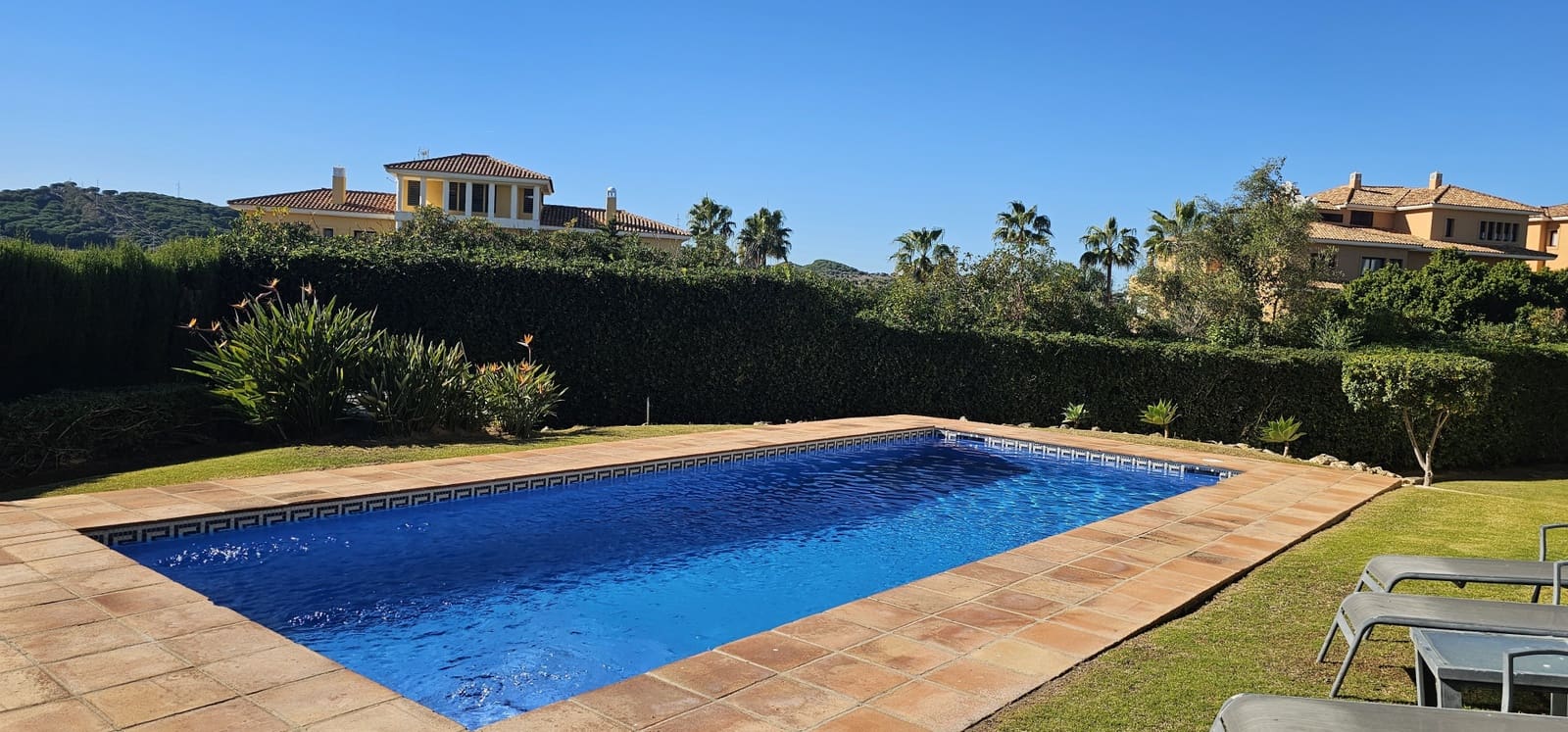 Chalet de 3 habitaciones en Sotogrande en venta con piscina garaje - 1.275.000 € (Ref: 9422184)