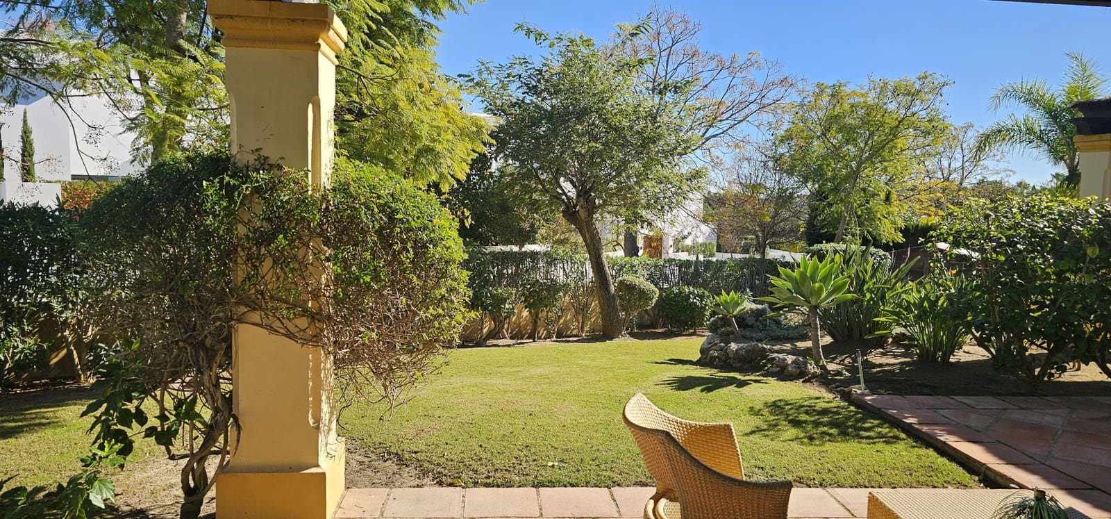 Chalet de 3 habitaciones en Sotogrande en venta con piscina garaje - 1.275.000 € (Ref: 9422184)