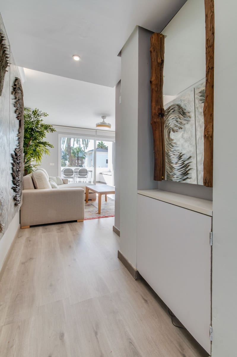 2 Zimmer Apartment zu verkaufen in Sotogrande mit Pool Garage - 355.000 € (Ref: 9615358)