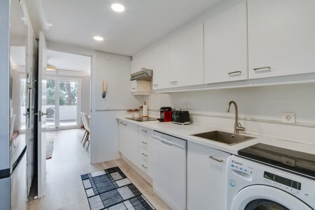 2 Zimmer Apartment zu verkaufen in Sotogrande, San Roque mit Pool Garage - 355.000 € (Ref: 9615358)