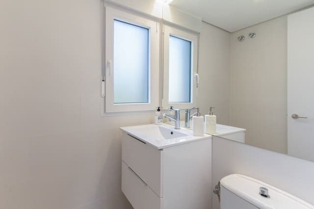 2 Zimmer Apartment zu verkaufen in Sotogrande, San Roque mit Pool Garage - 355.000 € (Ref: 9615358)