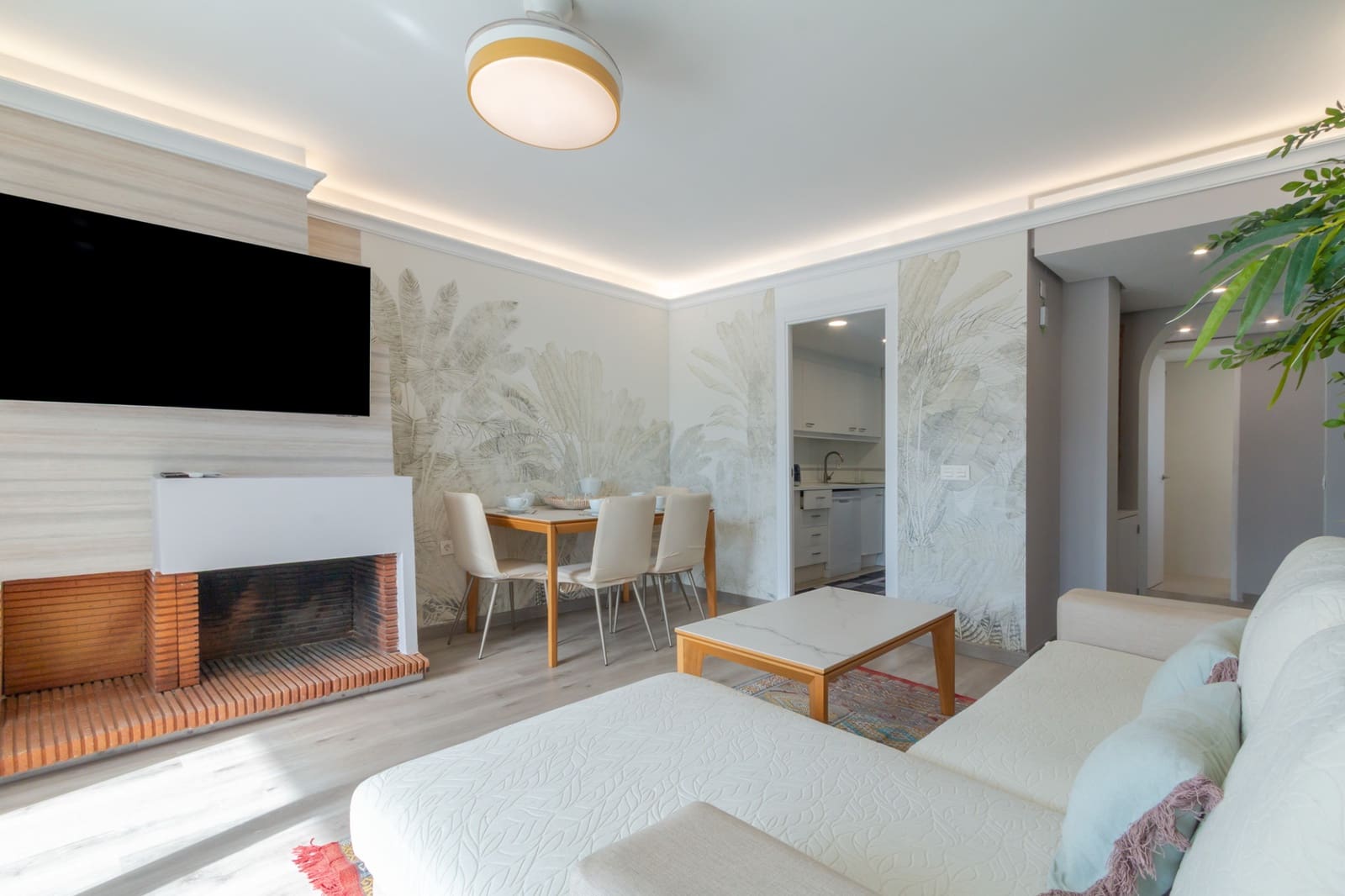 2 Zimmer Apartment zu verkaufen in Sotogrande mit Pool Garage - 355.000 € (Ref: 9615358)