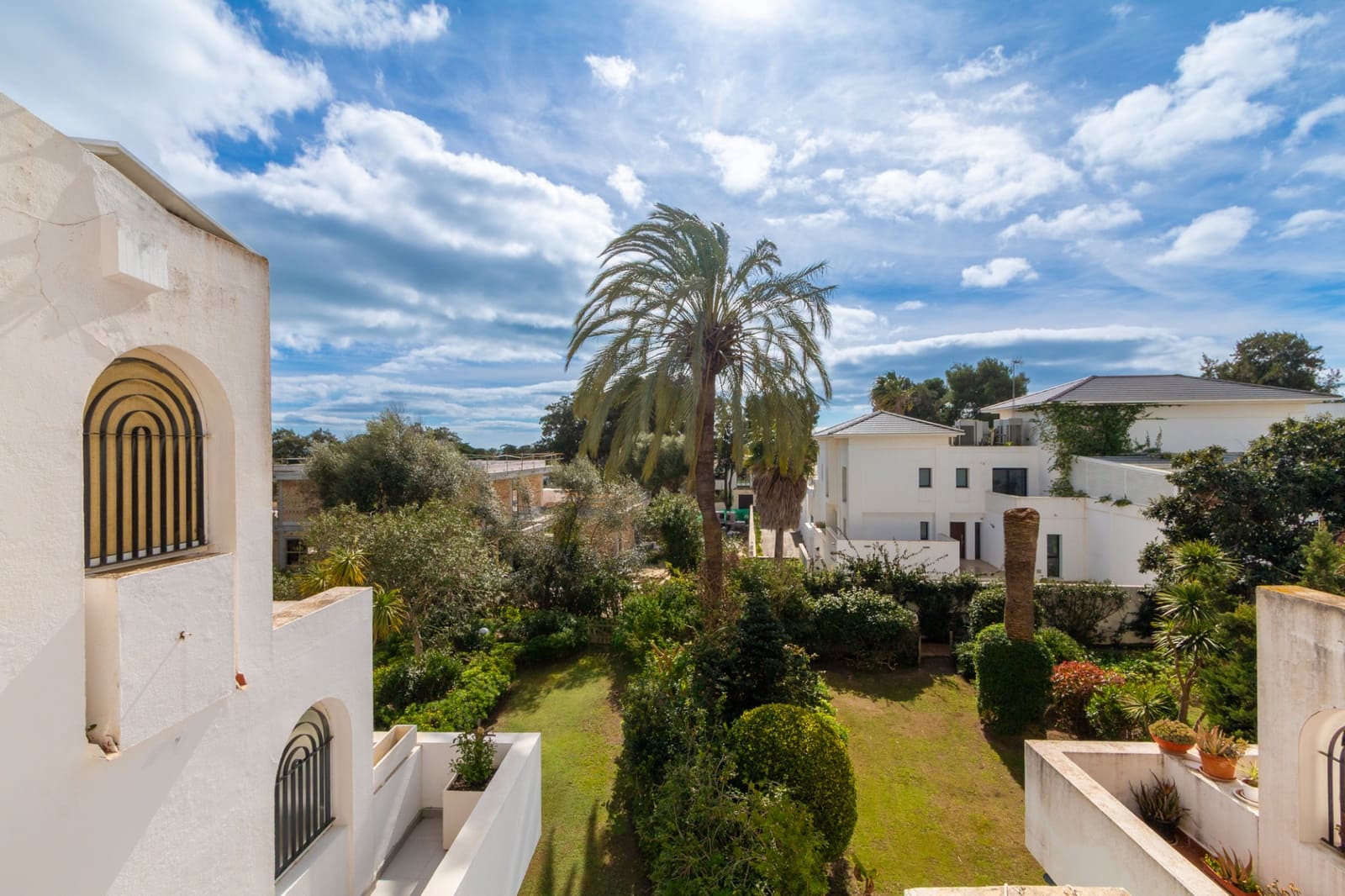 2 Zimmer Apartment zu verkaufen in Sotogrande mit Pool Garage - 355.000 € (Ref: 9615358)