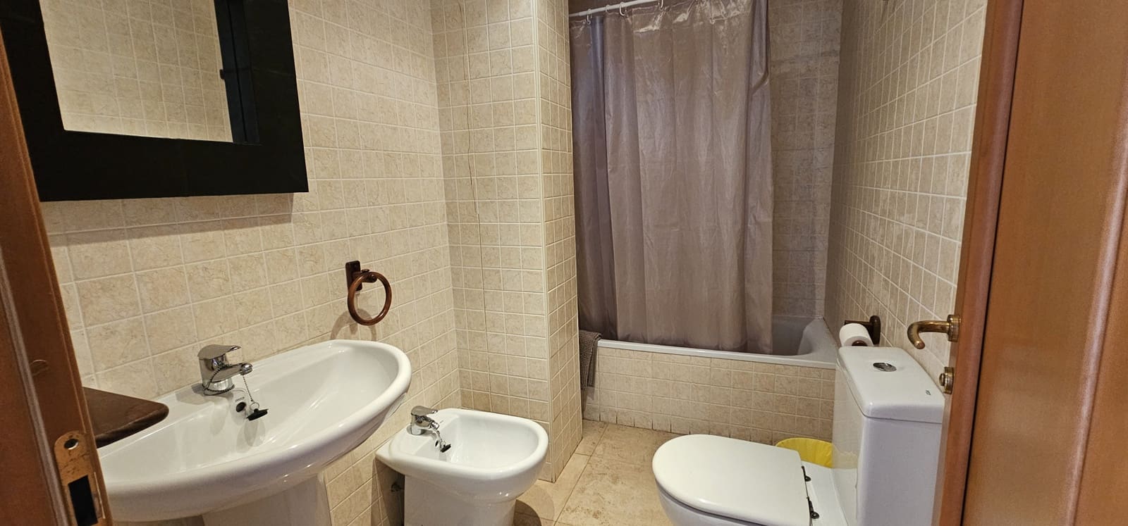 Apartamento de 3 habitaciones en La Duquesa / Puerto de la Duquesa en venta con piscina - 360.000 € (Ref: 9794360)