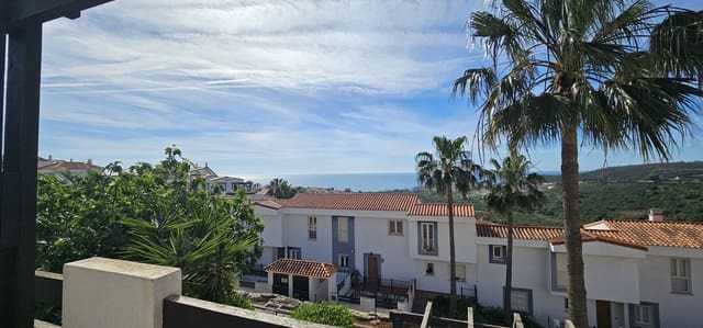 3 makuuhuone Huoneisto myytävänä paikassa La Duquesa / Puerto de la Duquesa, Manilva mukana uima-altaan - 360 000 € (Ref: 9794360)