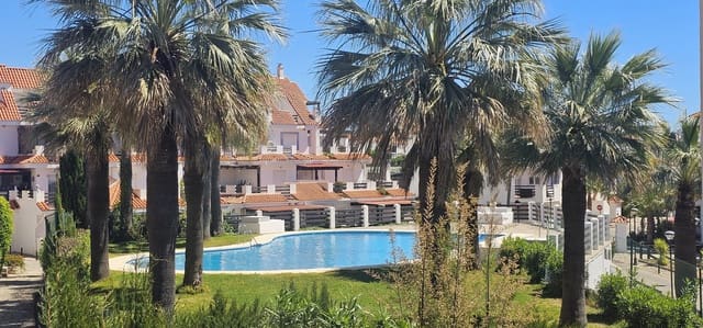 3 makuuhuone Huoneisto myytävänä paikassa La Duquesa / Puerto de la Duquesa, Manilva mukana uima-altaan - 360 000 € (Ref: 9794360)