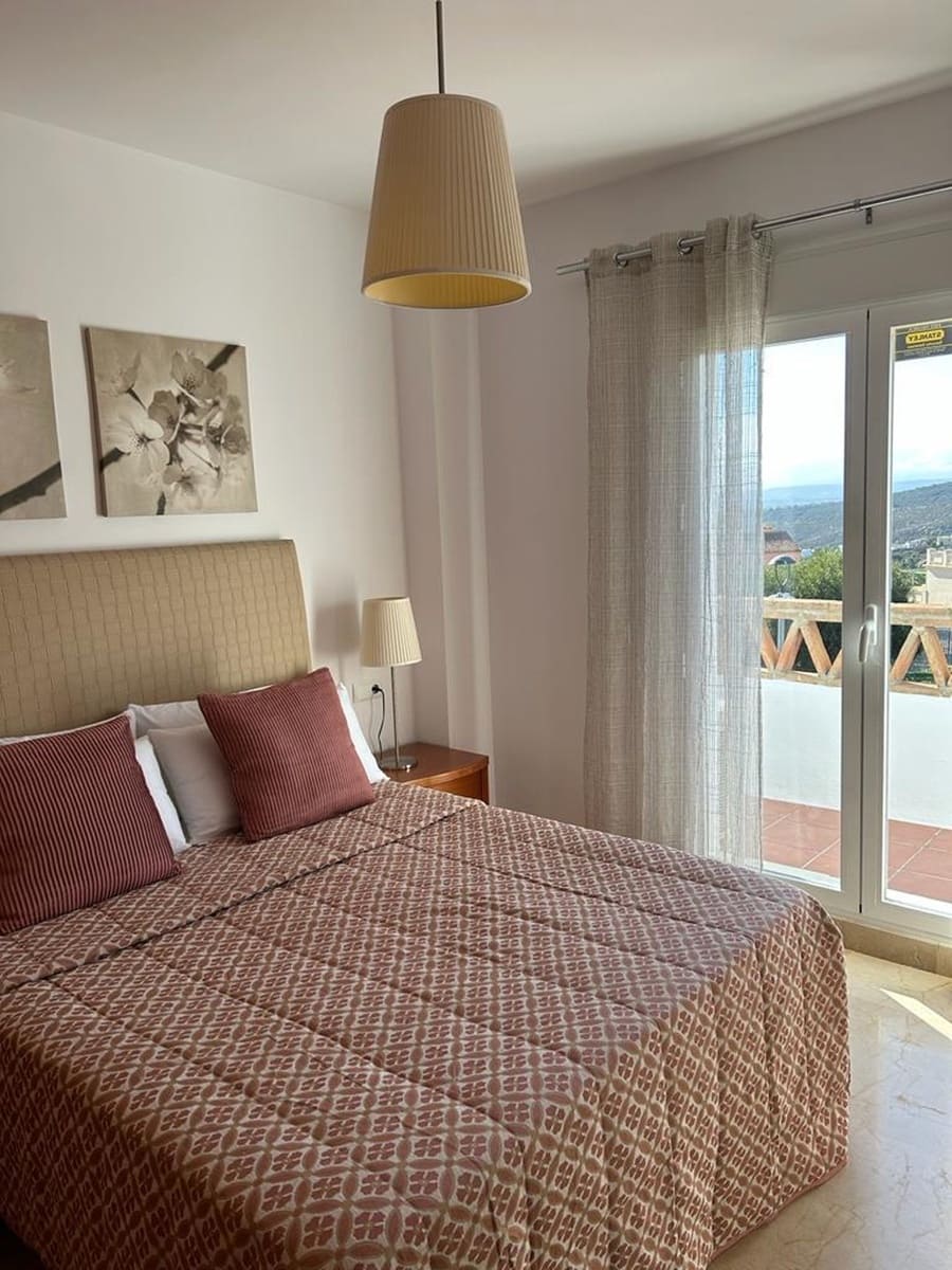 4 quarto Moradia para venda em Manilva com piscina garagem - 525 000 € (Ref: 9824763)