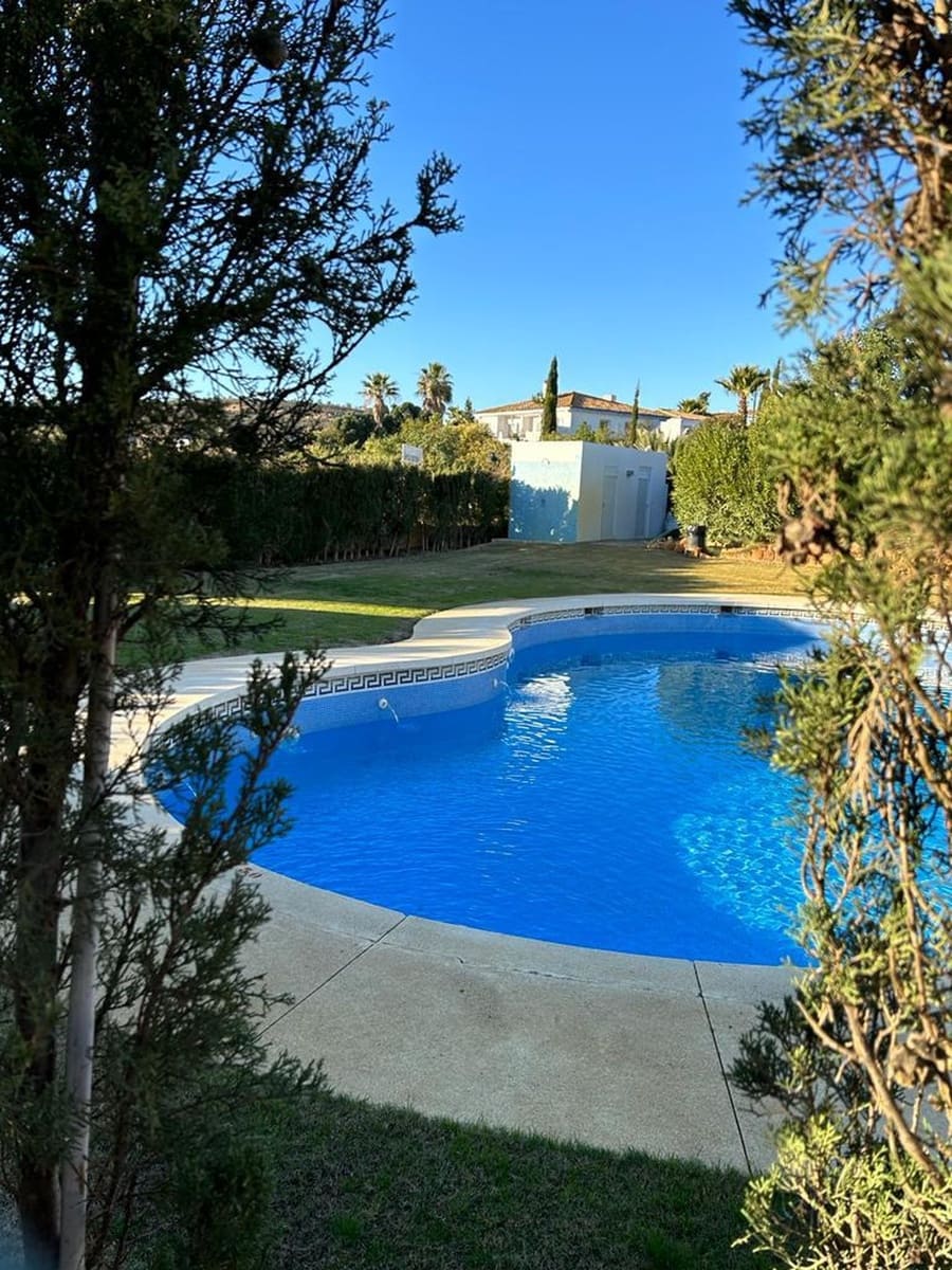 4 quarto Moradia para venda em Manilva com piscina garagem - 525 000 € (Ref: 9824763)