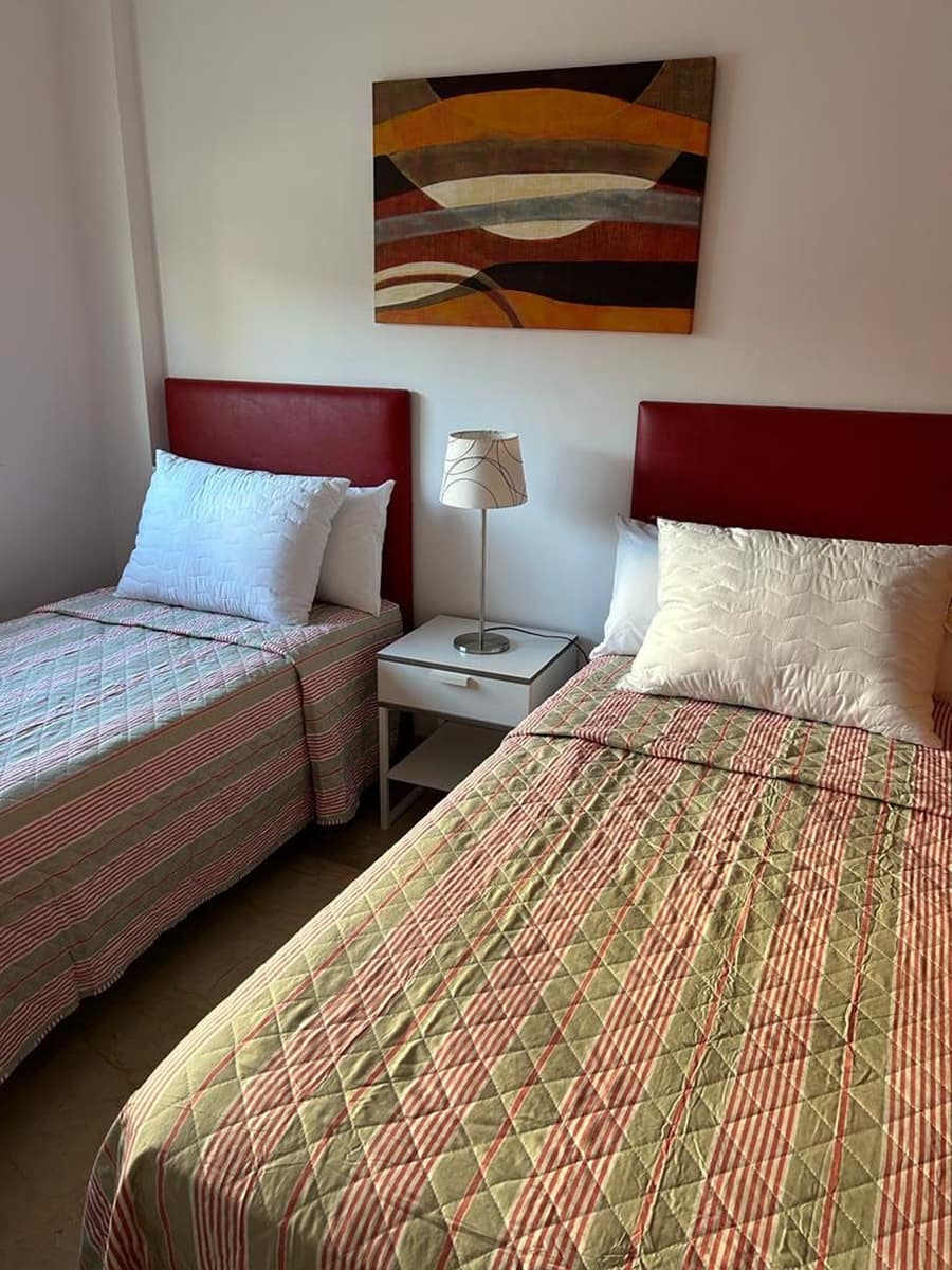 4 quarto Moradia para venda em Manilva com piscina garagem - 525 000 € (Ref: 9824763)