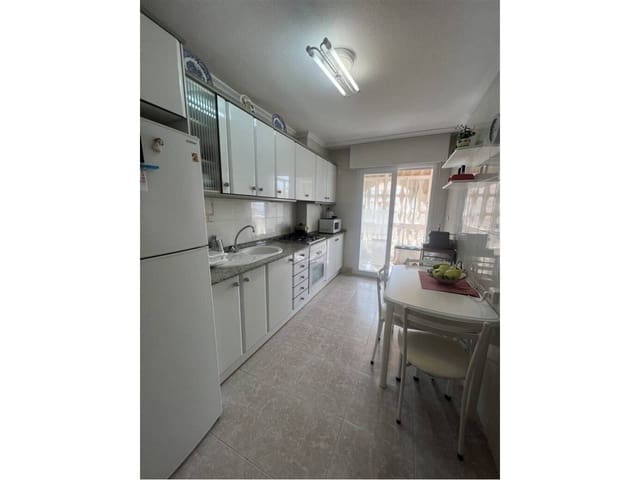 3 sovrum Lägenhet till salu i La Manga del Mar Menor med pool garage - 350 000 € (Ref: 10044374)