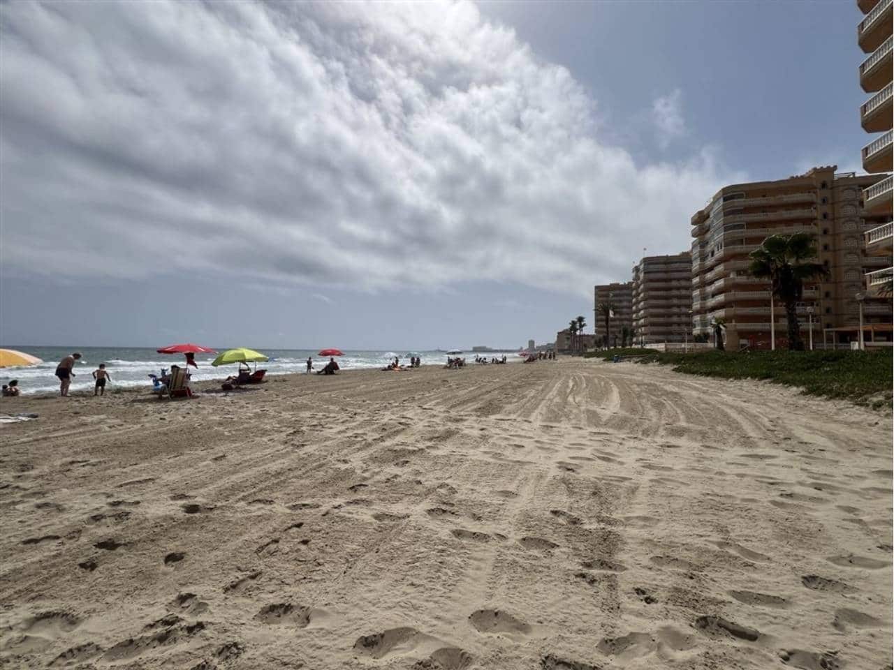 3 sovrum Lägenhet till salu i La Manga del Mar Menor med pool garage - 350 000 € (Ref: 10044374)