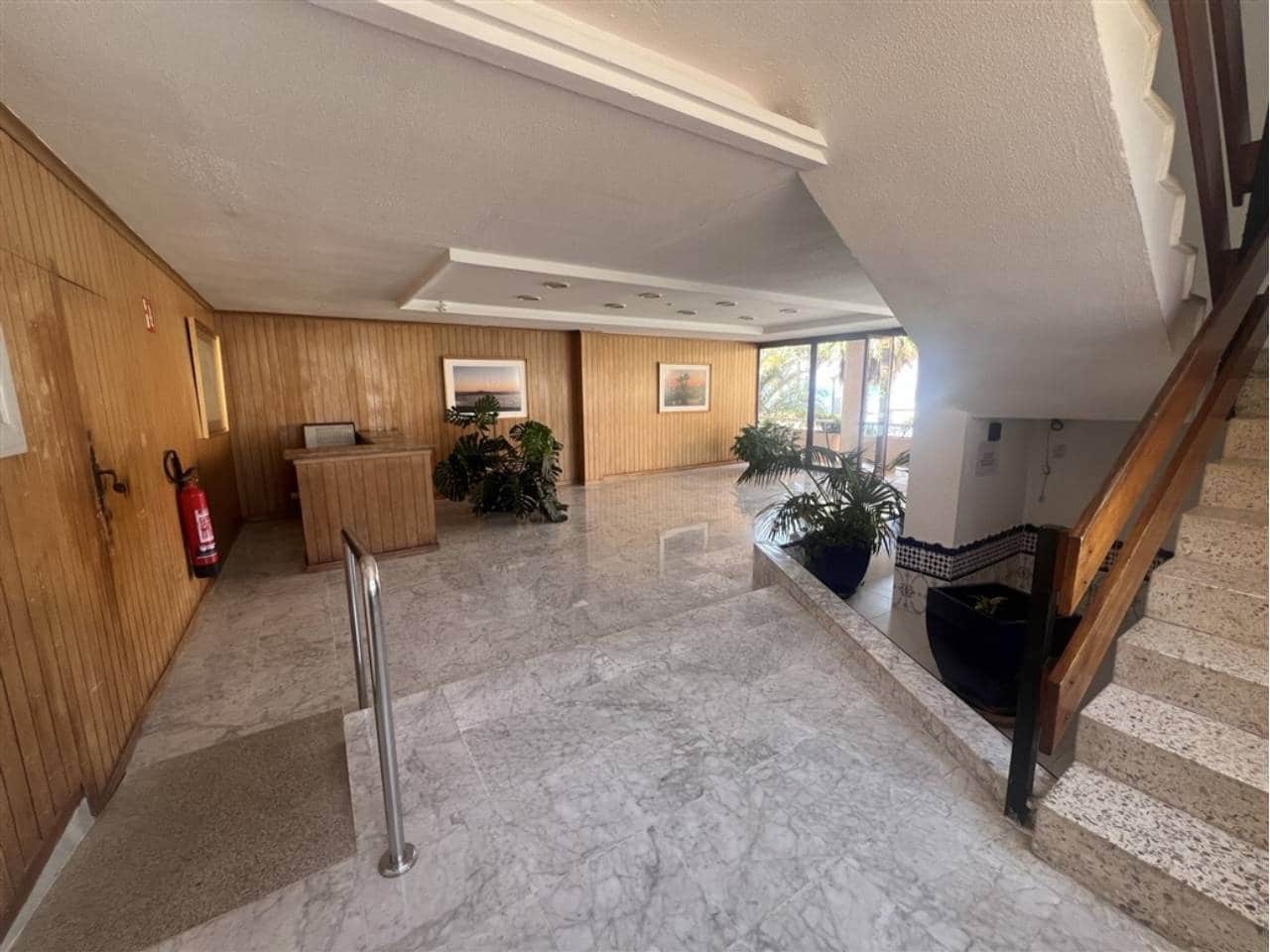 1 chambre Appartement à vendre à La Manga del Mar Menor avec piscine - 150 000 € (Ref: 10048594)