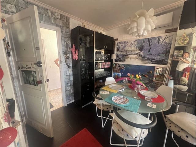 1 chambre Appartement à vendre à La Manga del Mar Menor avec piscine - 150 000 € (Ref: 10048594)