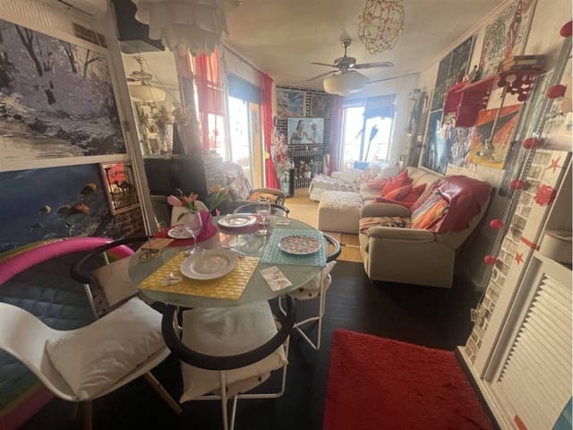 1 chambre Appartement à vendre à La Manga del Mar Menor avec piscine - 150 000 € (Ref: 10048594)