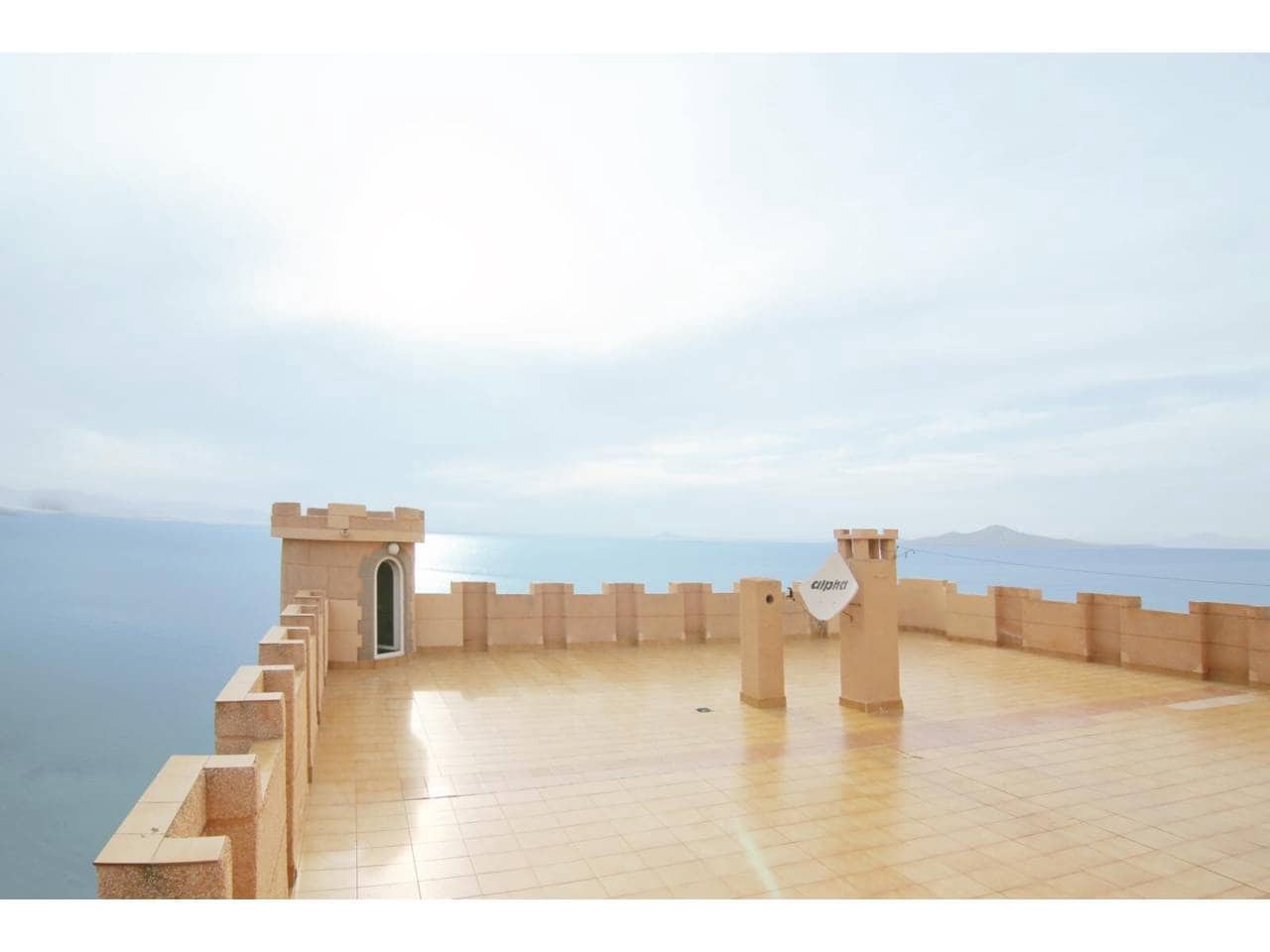 Ático de 4 habitaciones en La Manga del Mar Menor en venta con piscina garaje - 475.000 € (Ref: 10132653)