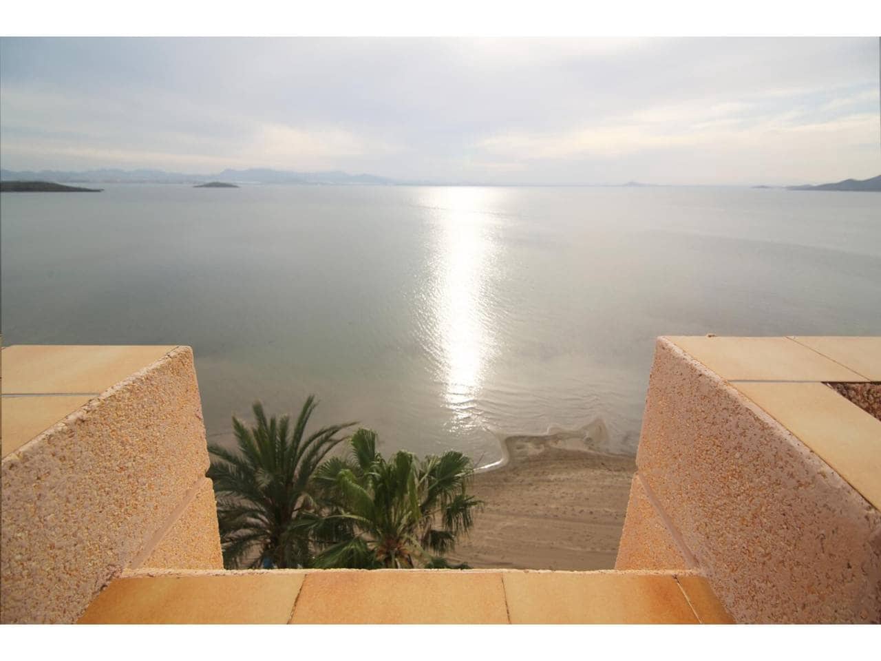 Ático de 4 habitaciones en La Manga del Mar Menor en venta con piscina garaje - 475.000 € (Ref: 10132653)