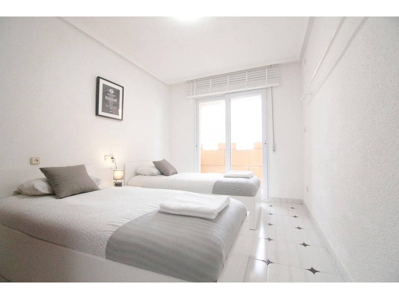 Ático de 4 habitaciones en La Manga del Mar Menor en venta con piscina garaje - 475.000 € (Ref: 10132653)
