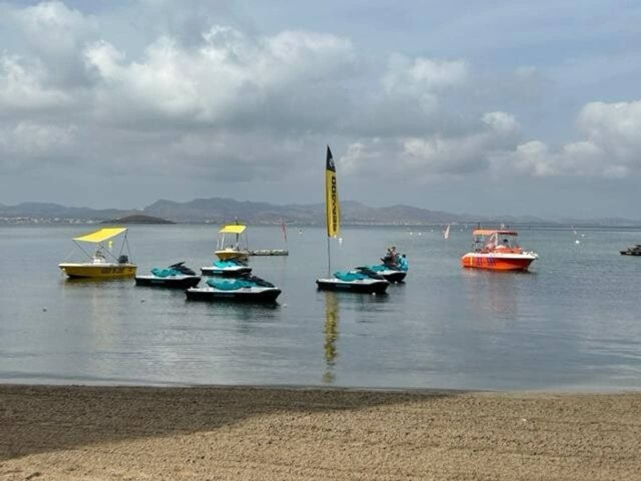 Ático de 4 habitaciones en La Manga del Mar Menor en venta con piscina garaje - 475.000 € (Ref: 10132653)