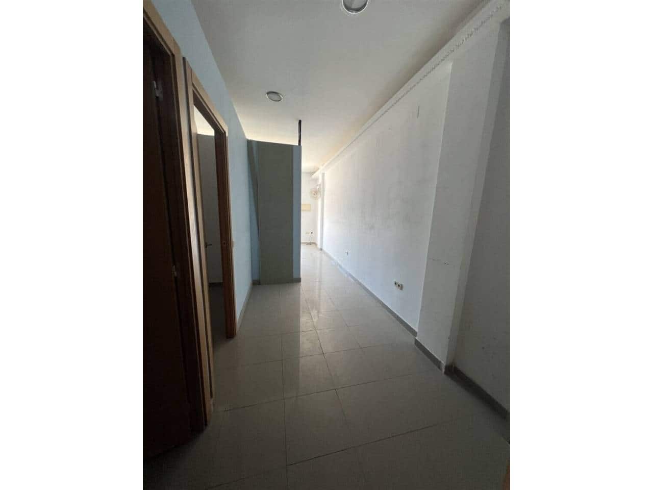 Local Commercial à vendre à La Manga del Mar Menor avec garage - 55 000 € (Ref: 10170404)