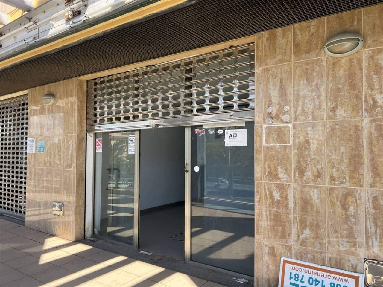 Local Commercial à vendre à La Manga del Mar Menor avec garage - 55 000 € (Ref: 10170404)