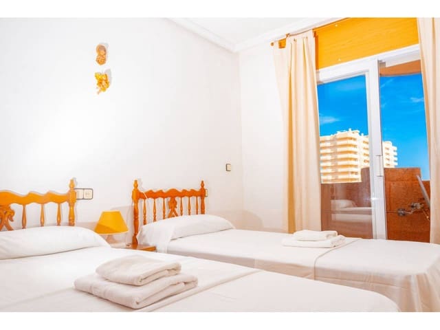 3 bedroom Flat for holiday rental in La Manga del Mar Menor with pool garage - € 1,000 (Ref: 5580401)