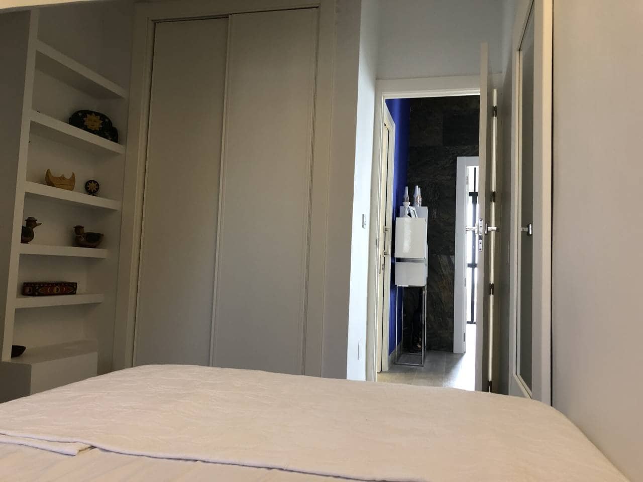 Piso de 3 habitaciones en La Manga del Mar Menor en venta con garaje - 150.000 € (Ref: 6269182)