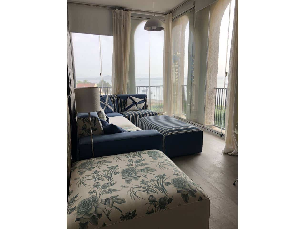 Piso de 3 habitaciones en La Manga del Mar Menor en venta con garaje - 150.000 € (Ref: 6269182)