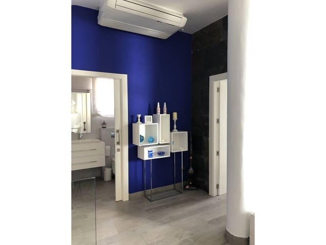 3 bedroom Flat for sale in La Manga del Mar Menor with garage - € 150,000 (Ref: 6269182)