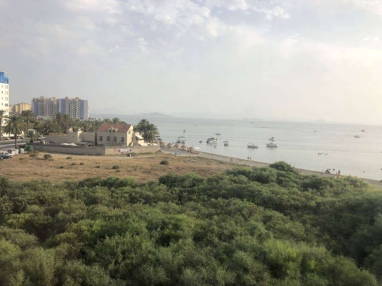 Piso de 3 habitaciones en La Manga del Mar Menor en venta con garaje - 150.000 € (Ref: 6269182)