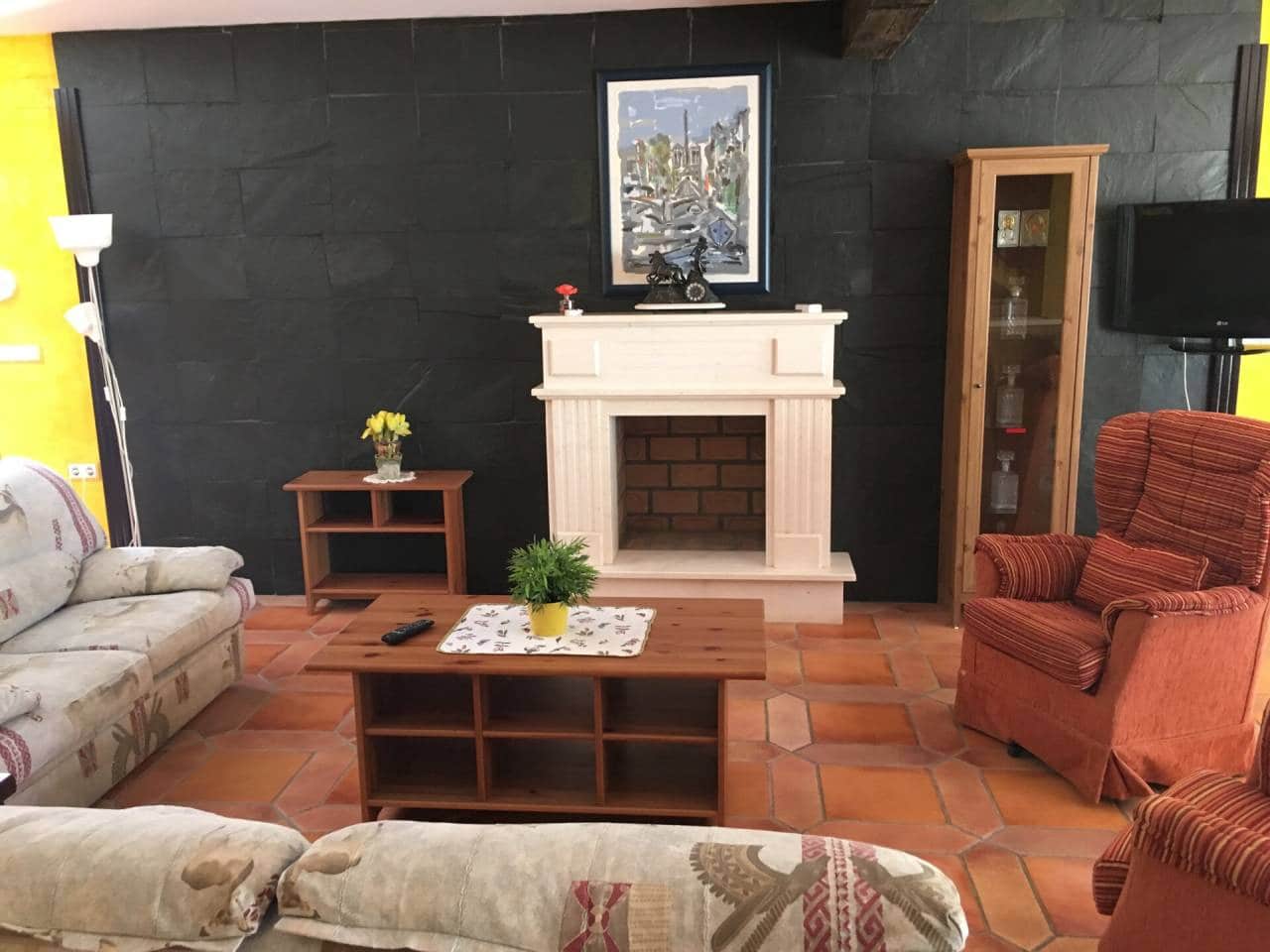 4 bedroom Villa for sale in La Manga del Mar Menor with garage - € 600,000 (Ref: 7123520)