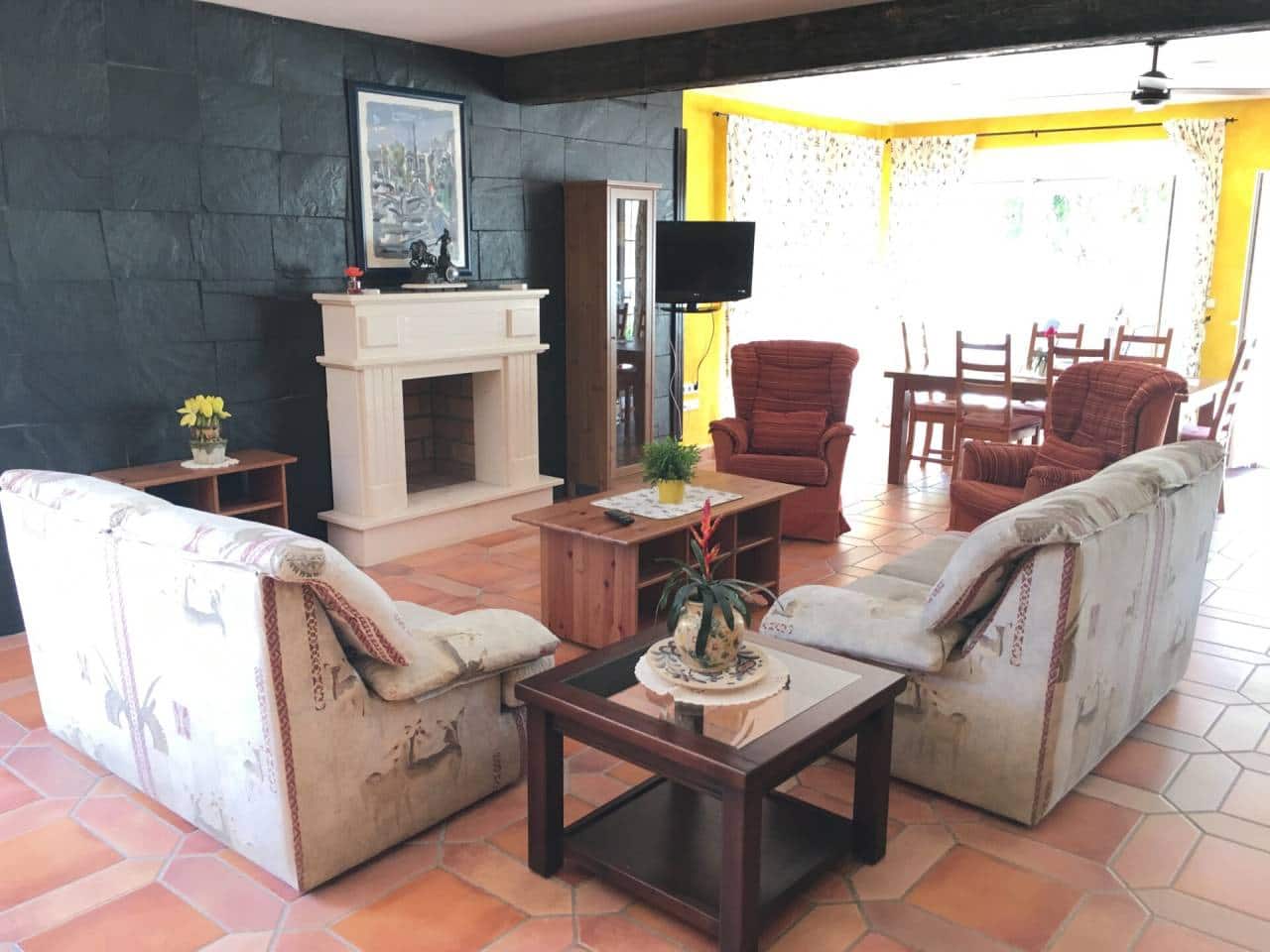 4 bedroom Villa for sale in La Manga del Mar Menor with garage - € 600,000 (Ref: 7123520)