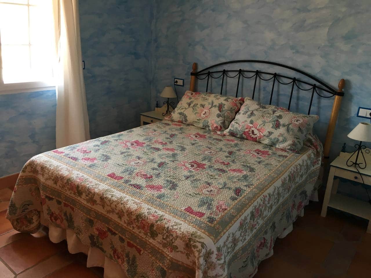 4 bedroom Villa for sale in La Manga del Mar Menor with garage - € 600,000 (Ref: 7123520)