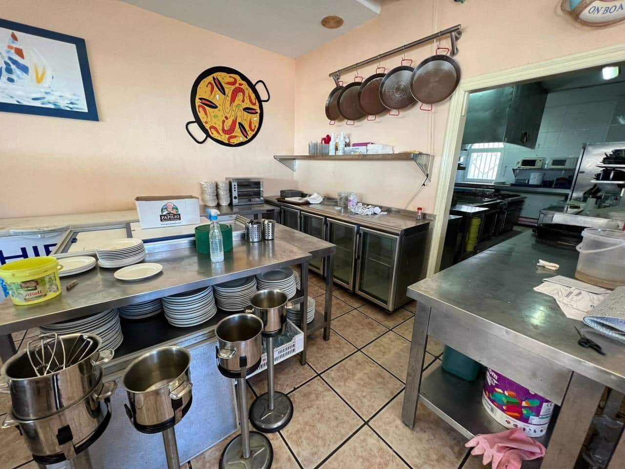 Restaurant/Bar til leje i La Manga del Mar Menor - € 1.500 (Ref: 7390648)