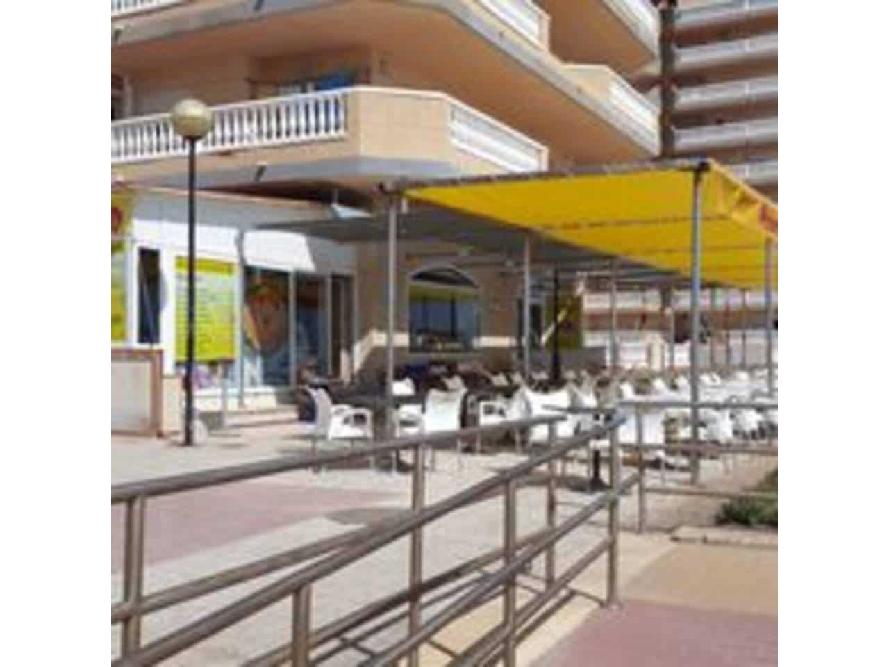 Restaurant/Bar til leje i La Manga del Mar Menor - € 1.500 (Ref: 7390648)