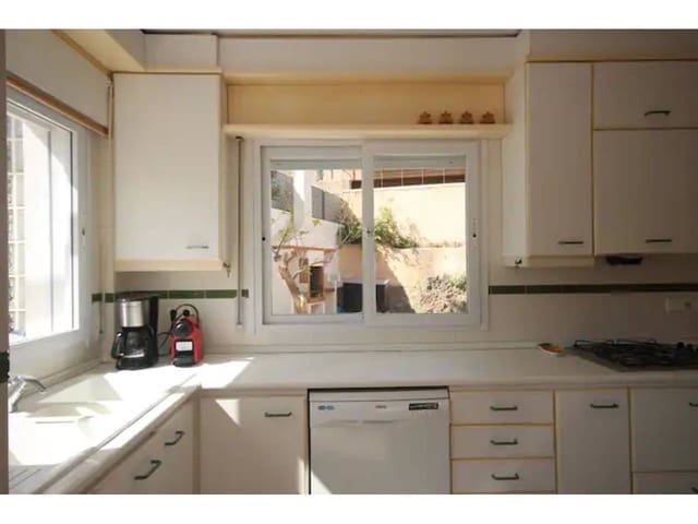 6 bedroom Villa for sale in La Manga del Mar Menor with pool garage - € 690,000 (Ref: 7415541)