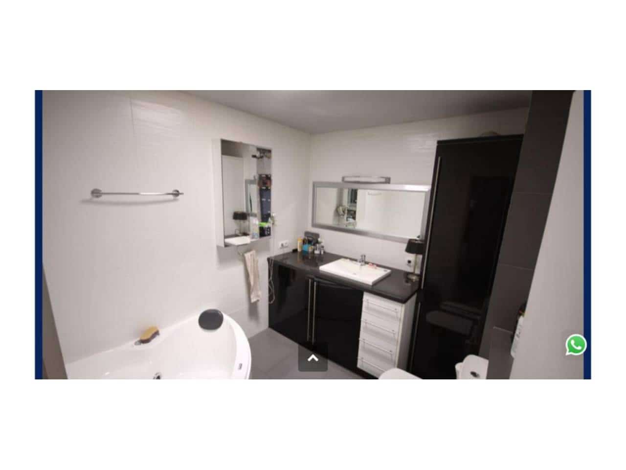 3 Zimmer Wohnung zu verkaufen in La Manga del Mar Menor mit Pool - 200.000 € (Ref: 7702185)