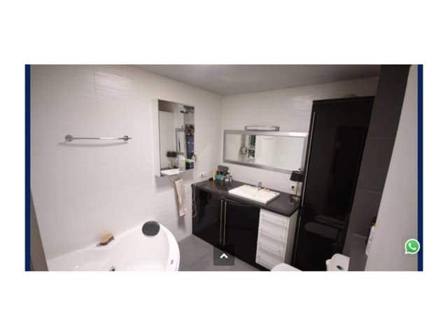 3 bedroom Flat for sale in La Manga del Mar Menor with pool - € 200,000 (Ref: 7702185)