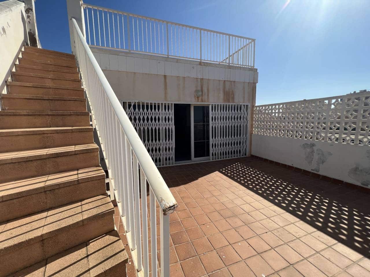 Erhverv til salg i La Manga del Mar Menor - € 600.000 (Ref: 7844644)