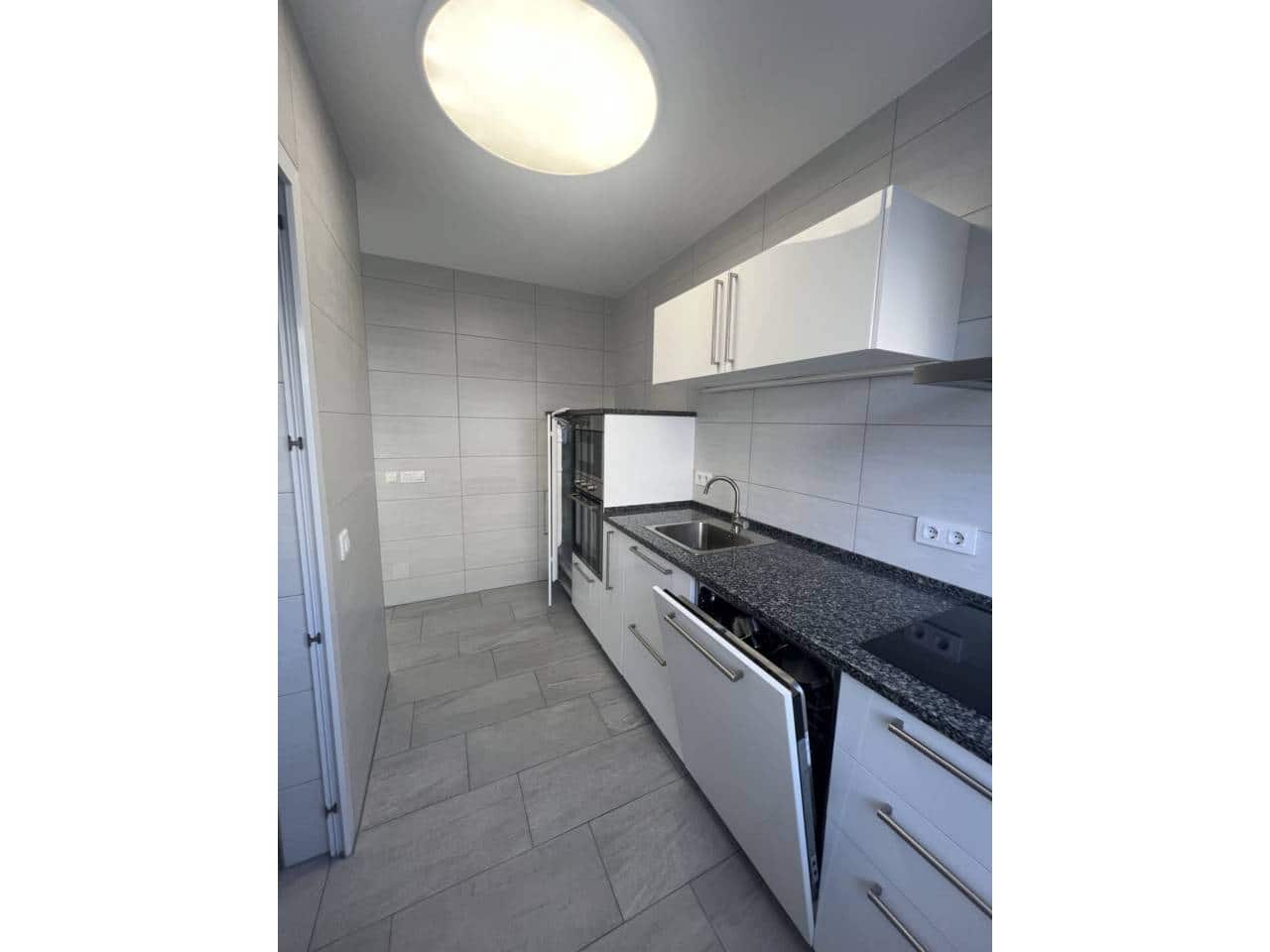 2 soveværelse Lejlighed til salg i La Manga del Mar Menor med swimmingpool - € 318.000 (Ref: 8488498)