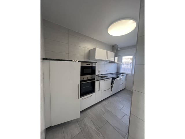 2 Zimmer Apartment zu verkaufen in La Manga del Mar Menor mit Pool - 318.000 € (Ref: 8488498)