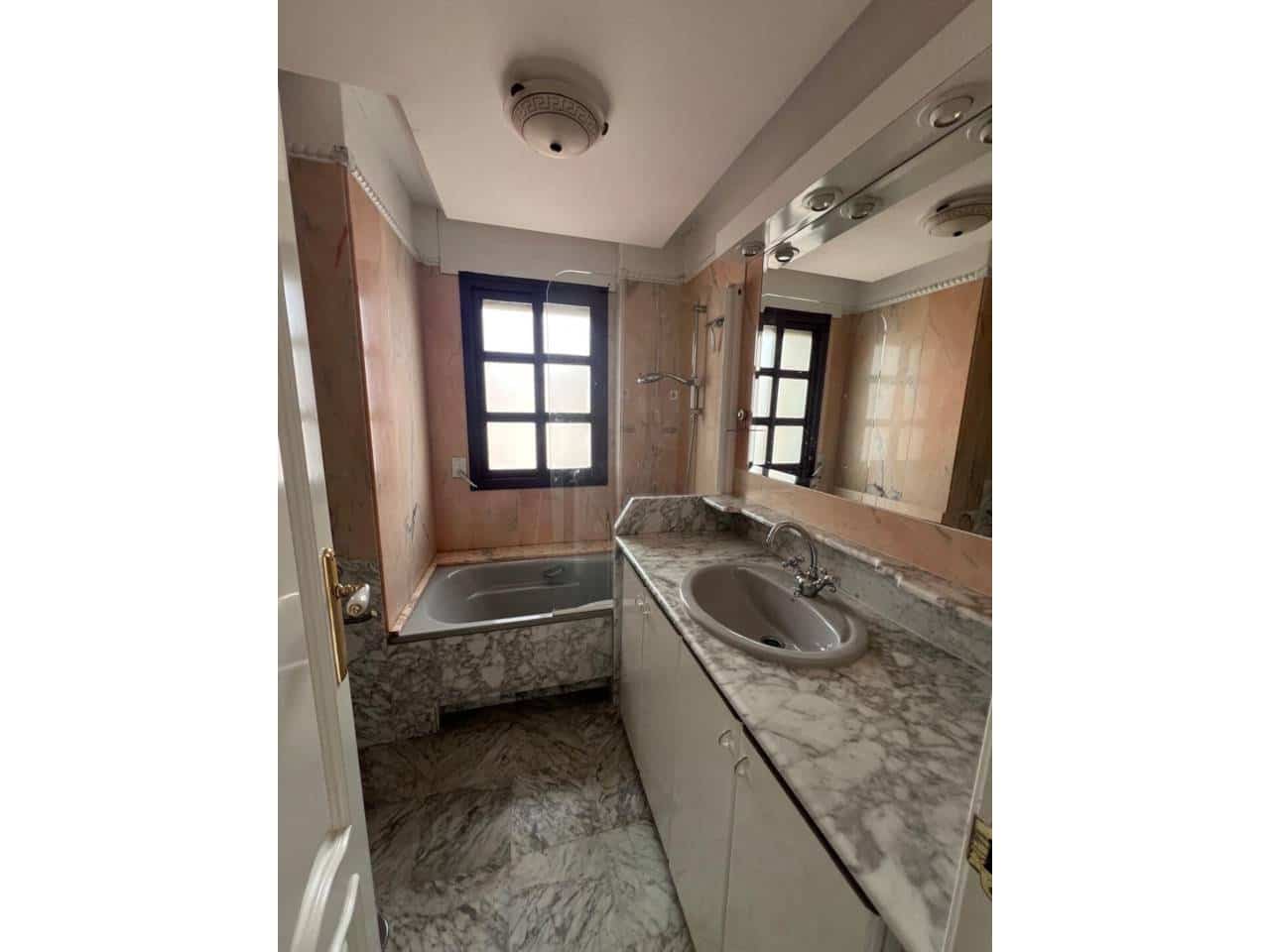 3 makuuhuone Huoneisto myytävänä paikassa Cartagena mukana uima-altaan 
autotalli - 220 000 € (Ref: 8925261)