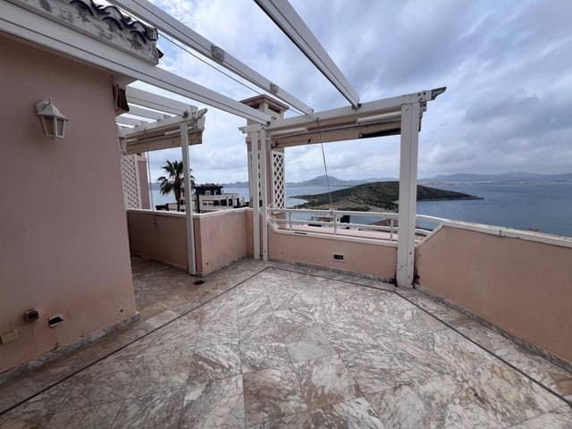 3 bedroom Apartment for sale in La Manga del Mar Menor with pool garage - € 220,000 (Ref: 8925261)