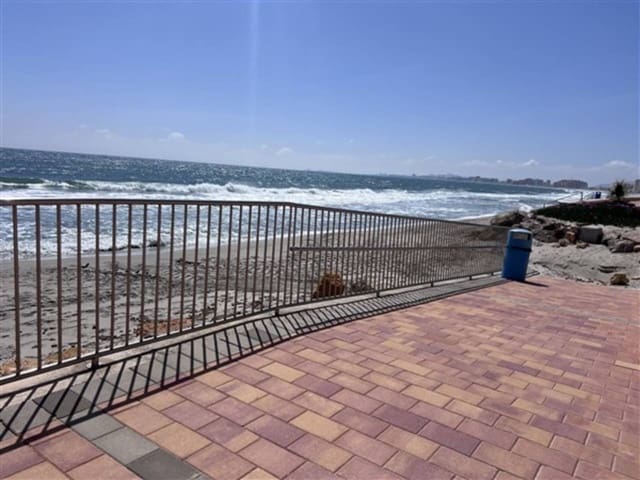 2 bedroom Apartment for sale in La Manga del Mar Menor with garage - € 138,000 (Ref: 8928321)