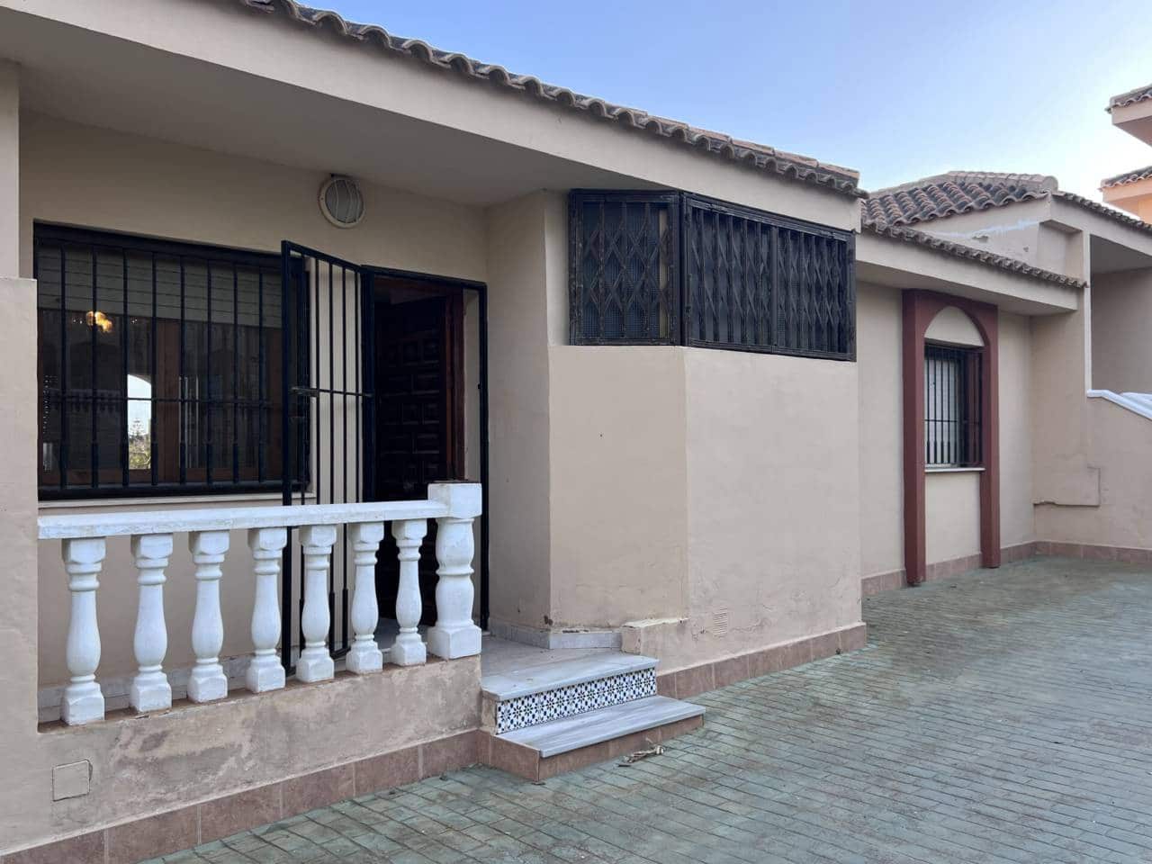 5 soveværelse Lejlighed til salg i Cabo de Palos med swimmingpool garage - € 399.000 (Ref: 8994403)