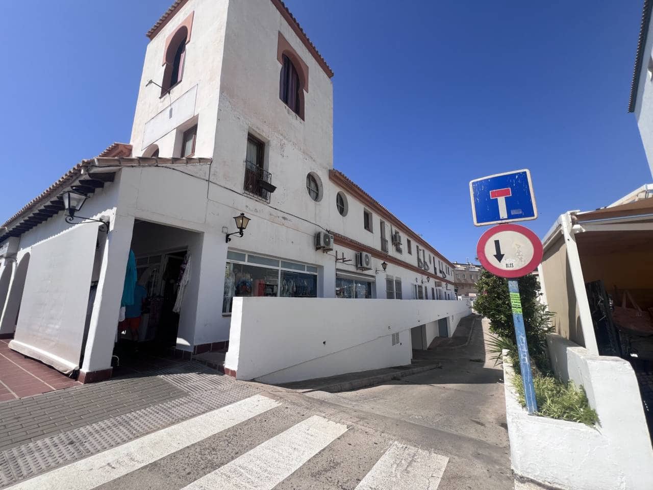 Garage til salg i La Manga del Mar Menor - € 20.000 (Ref: 9075684)