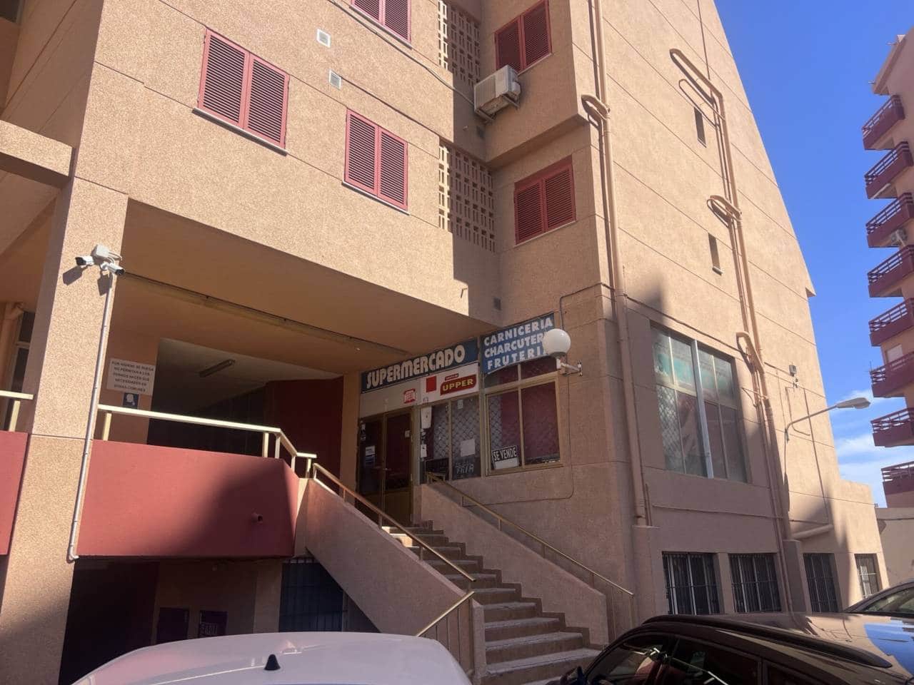 Erhverv til salg i La Manga del Mar Menor - € 320.000 (Ref: 9279890)